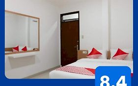 OYO 3209 Hegarbudhi Residence